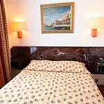 Hotel De Venise 2*